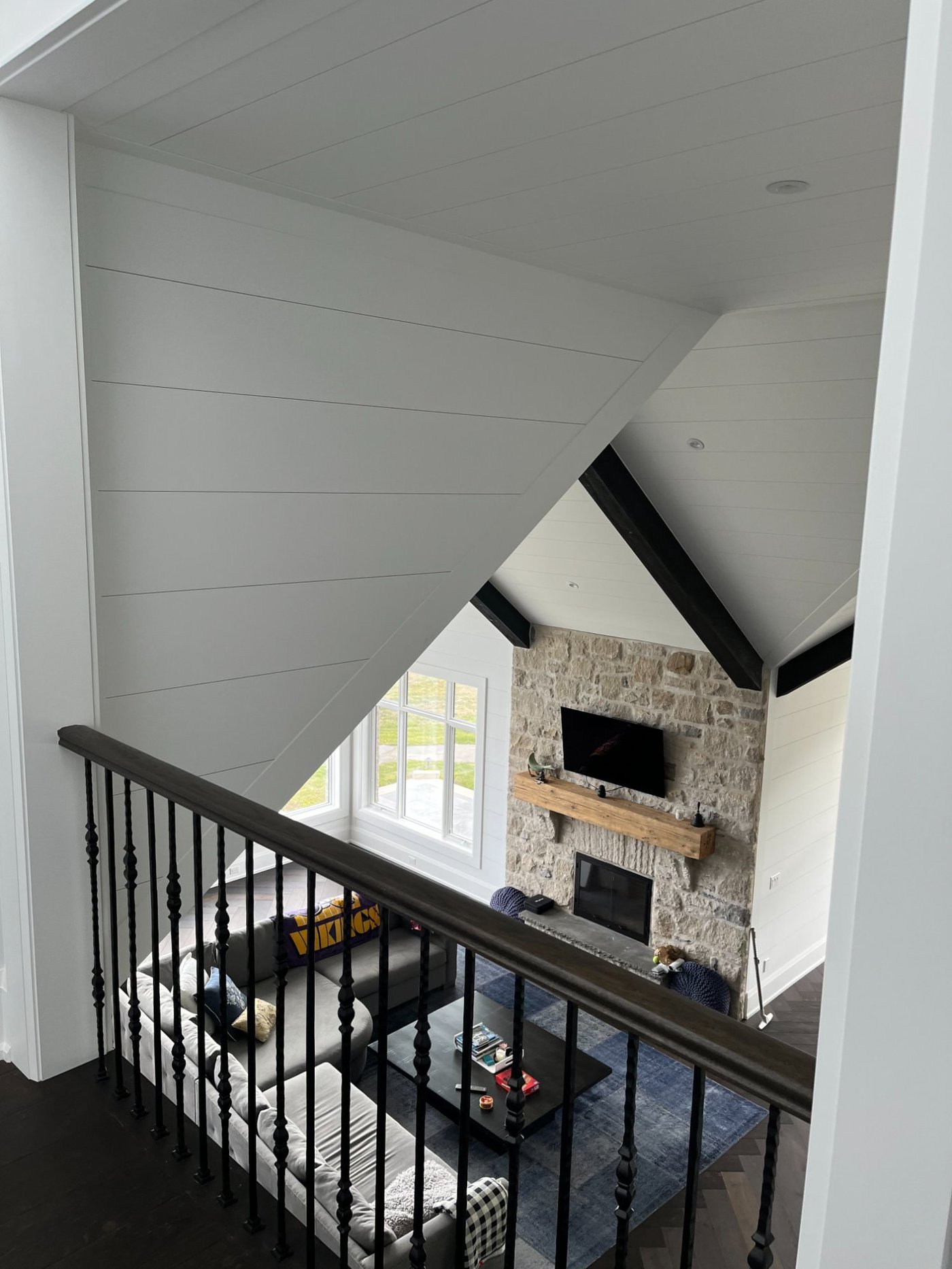 Vaulted cedar tongue and groove ceiling
